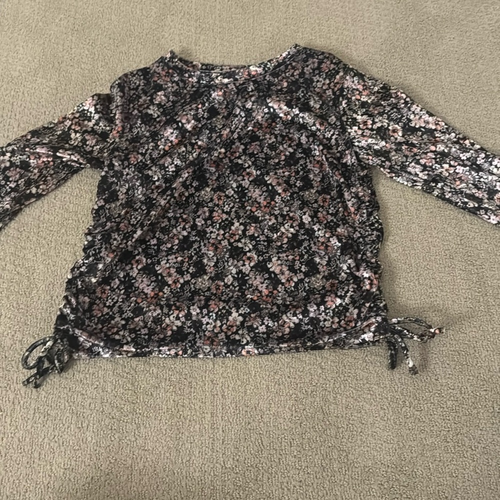 TARGET super cute top great condition!
